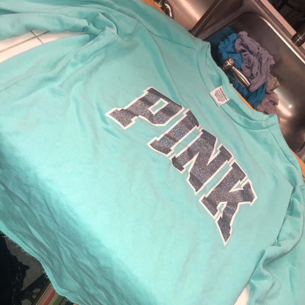 vs thin sweatshirt